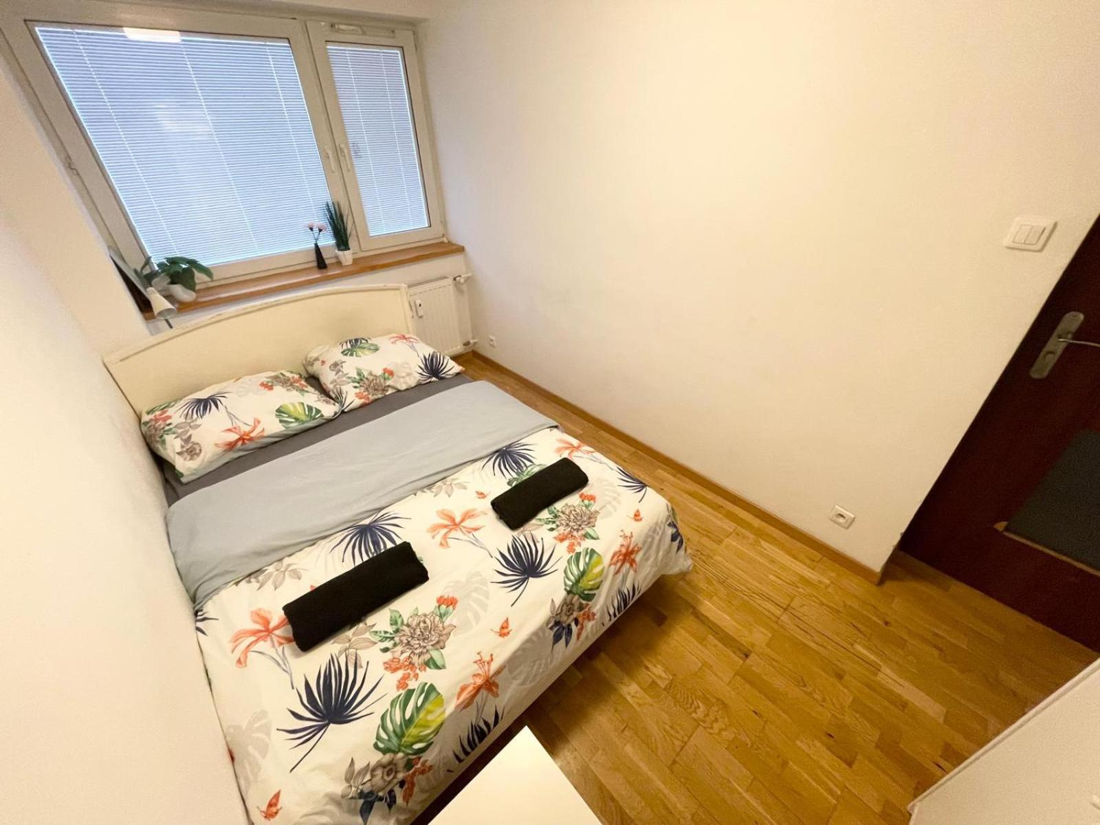 Fantastic Waw - Ch35 Pokoj 3 Varsó Kültér fotó